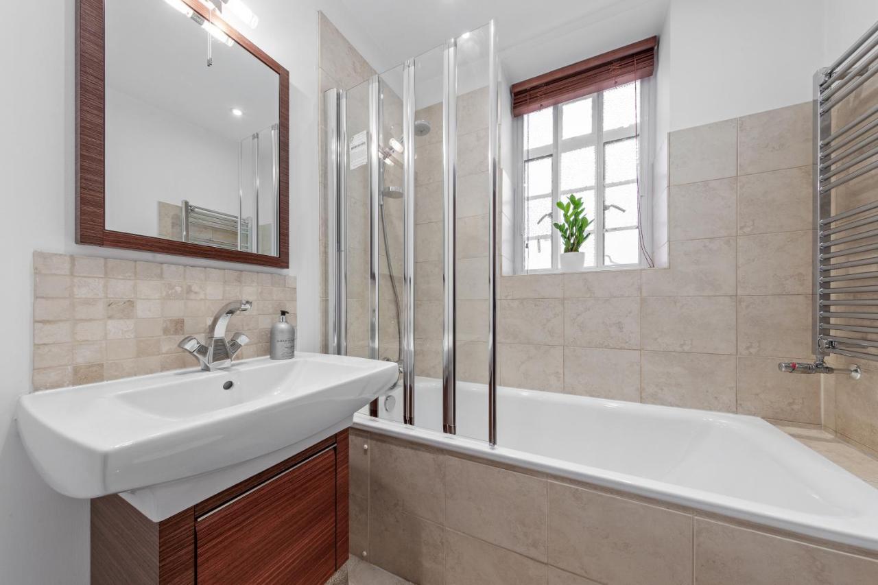 The Mayfair Large Snug Londyn Zewnętrze zdjęcie